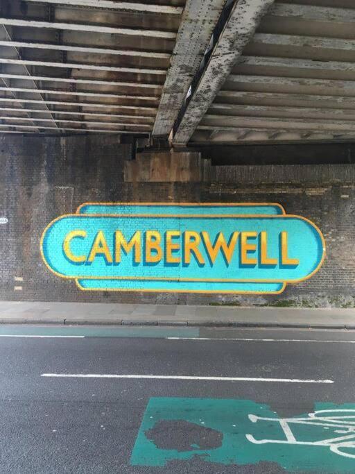 2 Bedroom Flat In Camberwell Green - Central Location With Excellent Connections To Tourist Attractions And Main London Airports 외부 사진